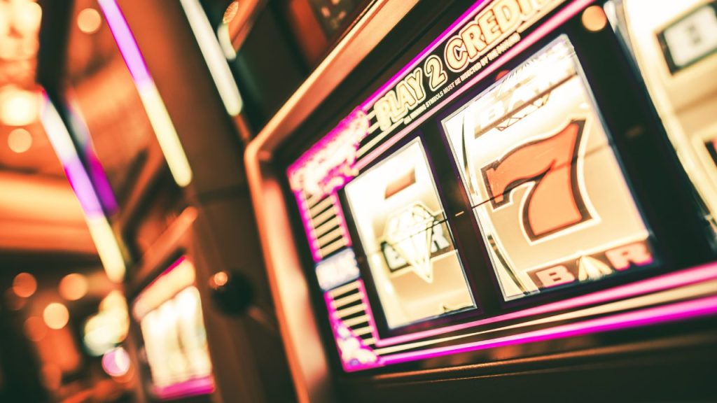 ラッキーカジノ 人気ゲーム